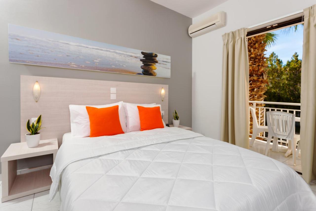 Cavo D' Oro Hotel & Suites Kalamákion Buitenkant foto