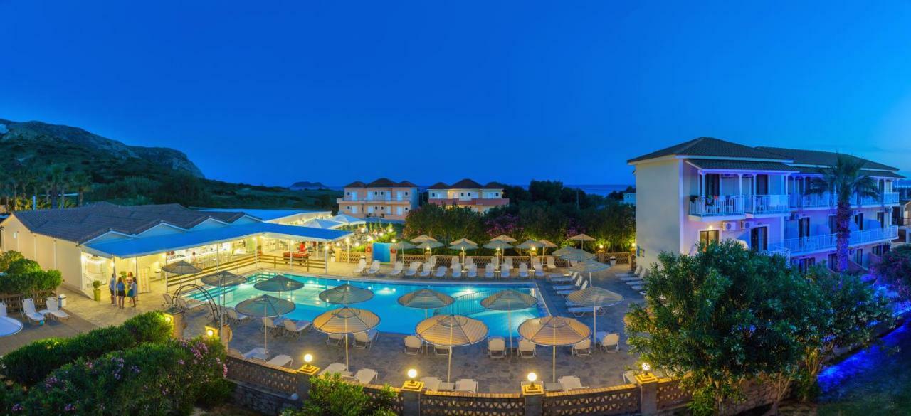 Cavo D' Oro Hotel & Suites Kalamákion Buitenkant foto